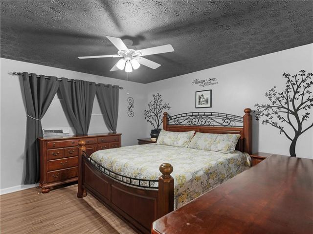 917 Curry Cir, Conyers, GA 30094