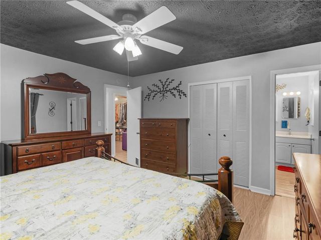 917 Curry Cir, Conyers, GA 30094