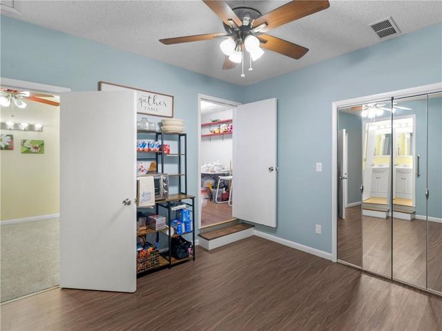 917 Curry Cir, Conyers, GA 30094