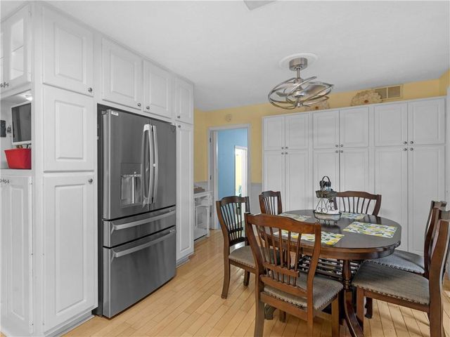 917 Curry Cir, Conyers, GA 30094