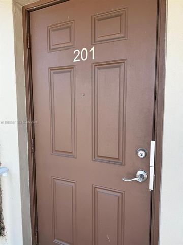 7200 NW 4th Place 201, Margate, FL 33063