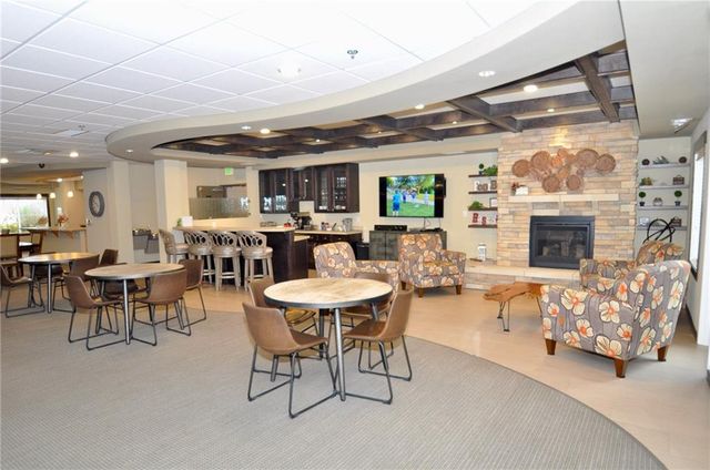 2651 NW Barry Road 218, Kansas City, MO 64154