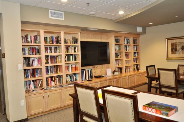 2651 NW Barry Road 218, Kansas City, MO 64154