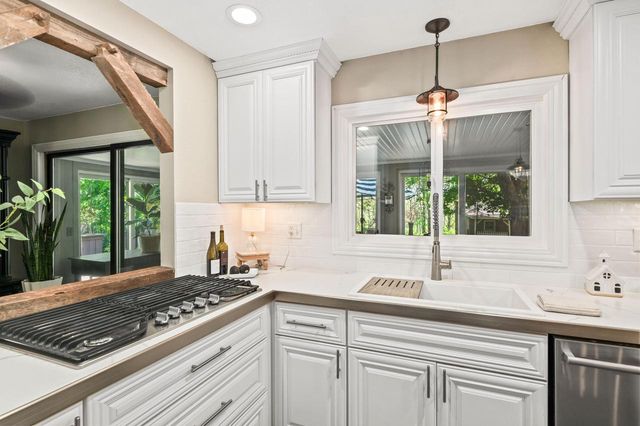 4935 Buena Park ROAD, Waterford, WI 53185
