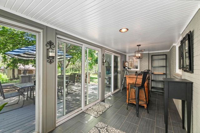 4935 Buena Park ROAD, Waterford, WI 53185