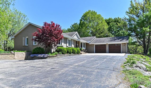 4935 Buena Park ROAD, Waterford, WI 53185