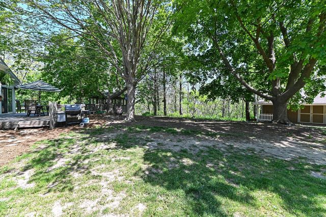 4935 Buena Park ROAD, Waterford, WI 53185