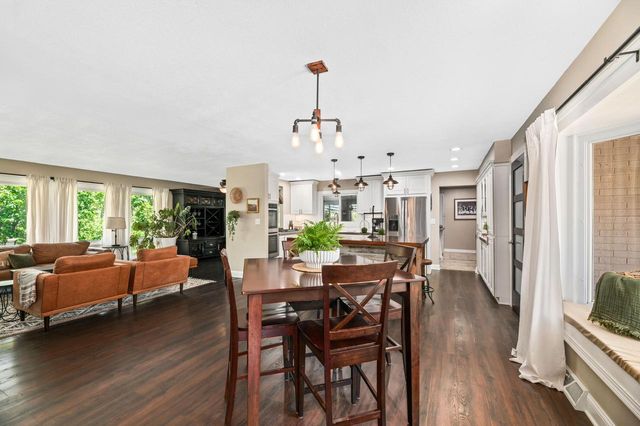 4935 Buena Park ROAD, Waterford, WI 53185