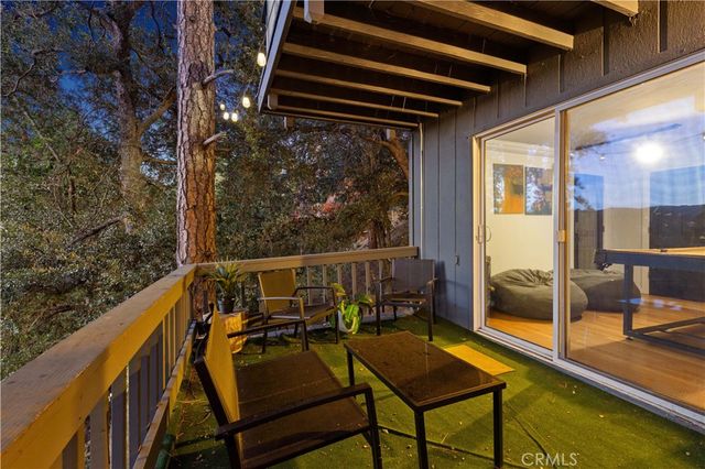 24556 Geneva Drive, Crestline, CA 92325