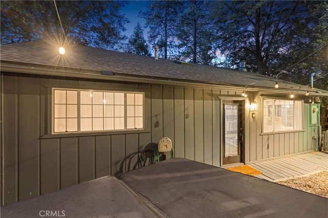 24556 Geneva Drive, Crestline, CA 92325