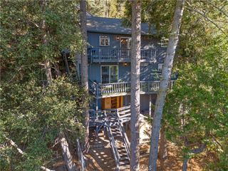 24556 Geneva Drive, Crestline, CA 92325