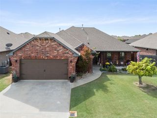 20644 Landmark Drive, Harrah, OK 73045