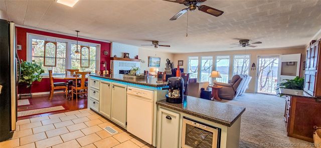 92 Lochview Lane, Canadian, OK 74425