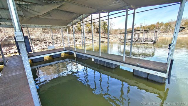 92 Lochview Lane, Canadian, OK 74425