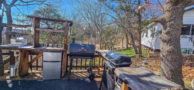 92 Lochview Lane, Canadian, OK 74425