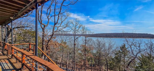 92 Lochview Lane, Canadian, OK 74425