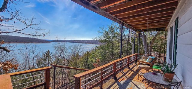 92 Lochview Lane, Canadian, OK 74425