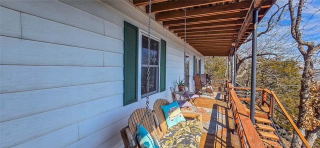 92 Lochview Lane, Canadian, OK 74425