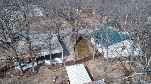 92 Lochview Lane, Canadian, OK 74425