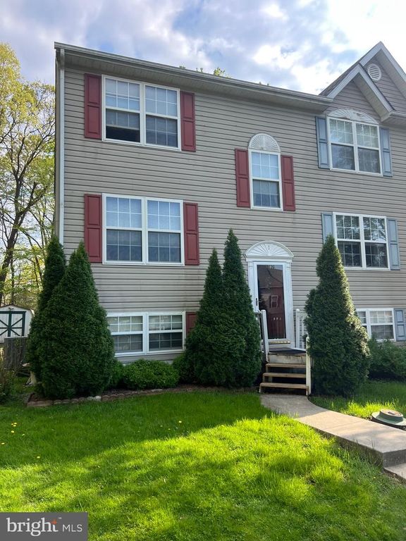 Image 1 of property listing at 1 MERGANSER CT, North East, MD 21901