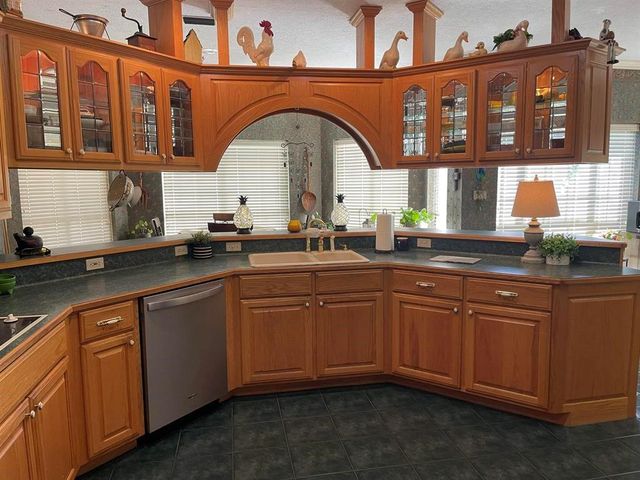 1655 Wooten Road, Beaumont, TX 77707