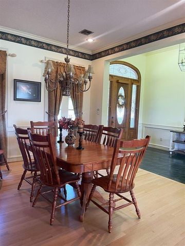 1655 Wooten Road, Beaumont, TX 77707