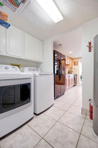 12399 NW 11th St, Pembroke Pines, FL 33026