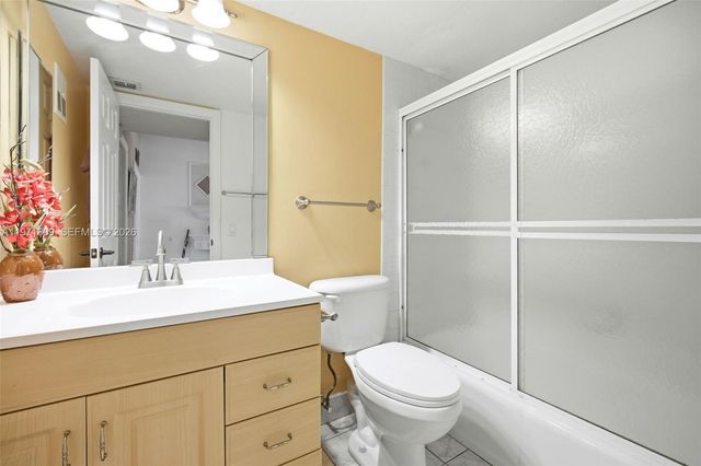 12399 NW 11th St, Pembroke Pines, FL 33026