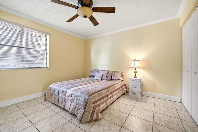 12399 NW 11th St, Pembroke Pines, FL 33026