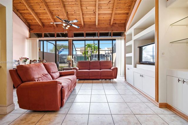 12399 NW 11th St, Pembroke Pines, FL 33026