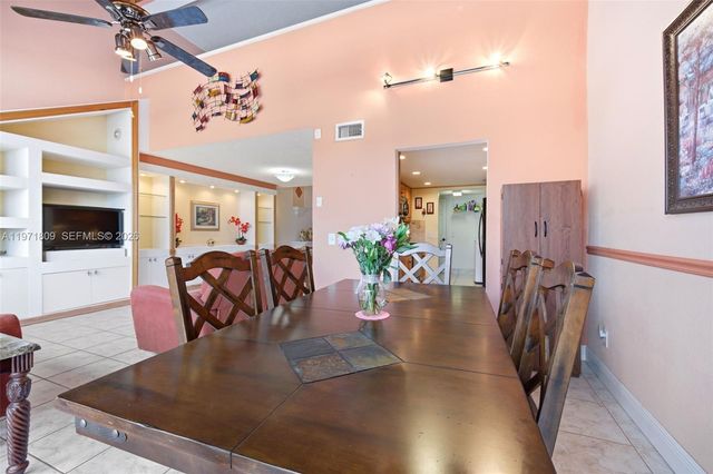 12399 NW 11th St, Pembroke Pines, FL 33026