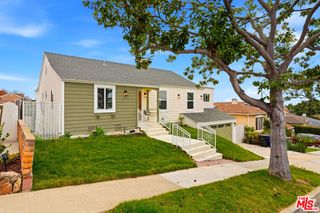 5452 Harcross Drive, Los Angeles, CA 90043