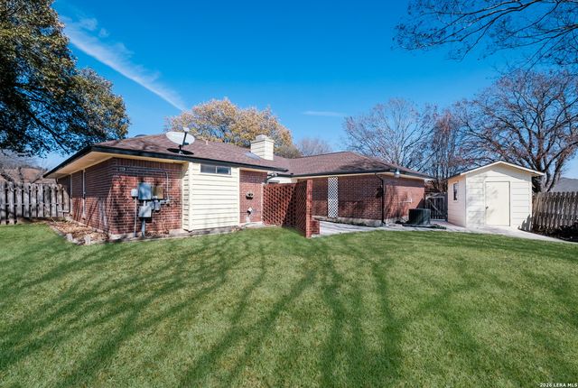 124 HENRY FORD DR, Schertz, TX 78154