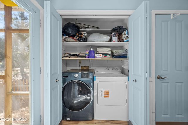 802 Black Swan Road, New Bern, NC 28560