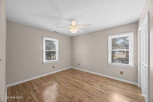 802 Black Swan Road, New Bern, NC 28560