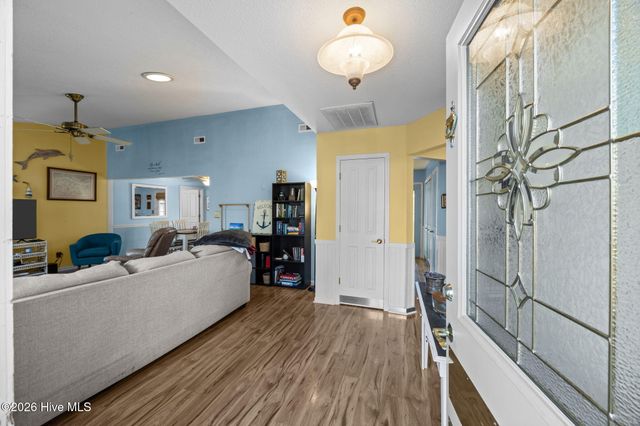 802 Black Swan Road, New Bern, NC 28560