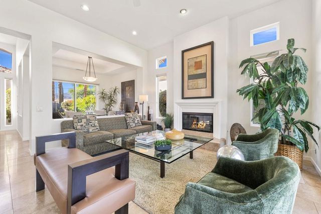330 Gold Canyon Drive, Palm Desert, CA 92211