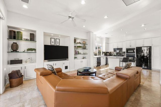 330 Gold Canyon Drive, Palm Desert, CA 92211