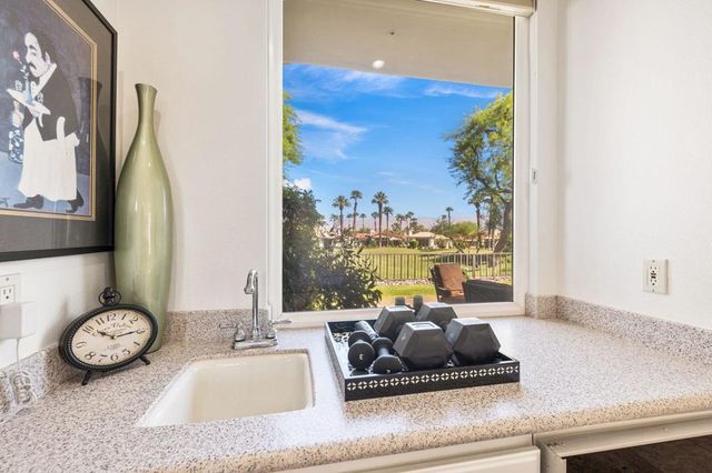 330 Gold Canyon Drive, Palm Desert, CA 92211