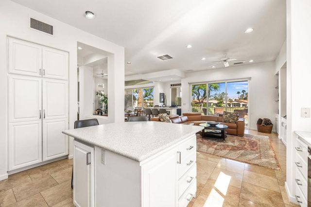 330 Gold Canyon Drive, Palm Desert, CA 92211
