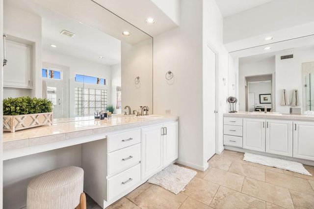 330 Gold Canyon Drive, Palm Desert, CA 92211