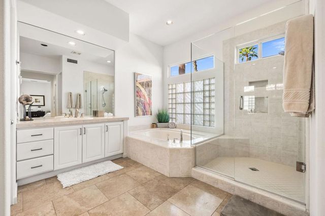 330 Gold Canyon Drive, Palm Desert, CA 92211