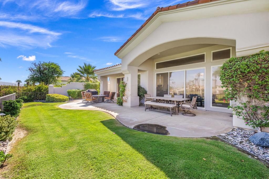 330 Gold Canyon Drive, Palm Desert, CA 92211