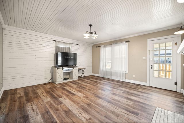 108 High Street, Owingsville, KY 40360