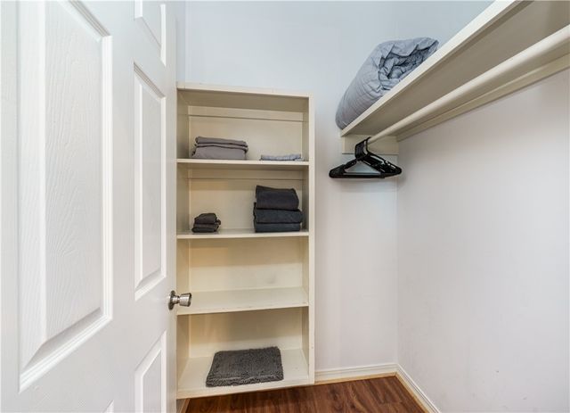 1 Drennon Drive, Eureka Springs, AR 72632