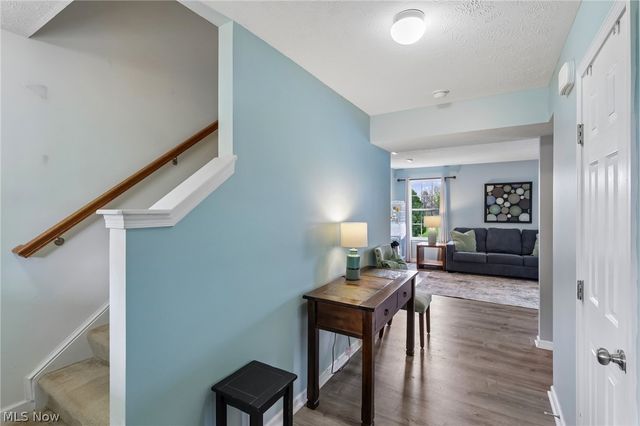 2721 Krska Place, Barberton, OH 44203
