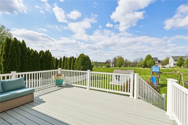 2721 Krska Place, Barberton, OH 44203