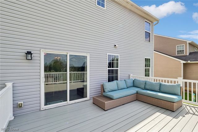 2721 Krska Place, Barberton, OH 44203