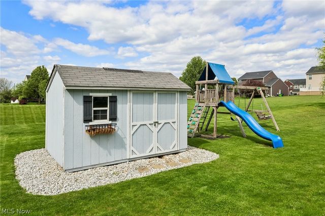 2721 Krska Place, Barberton, OH 44203