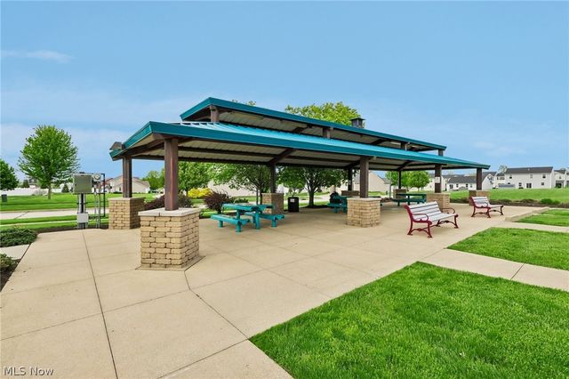2721 Krska Place, Barberton, OH 44203